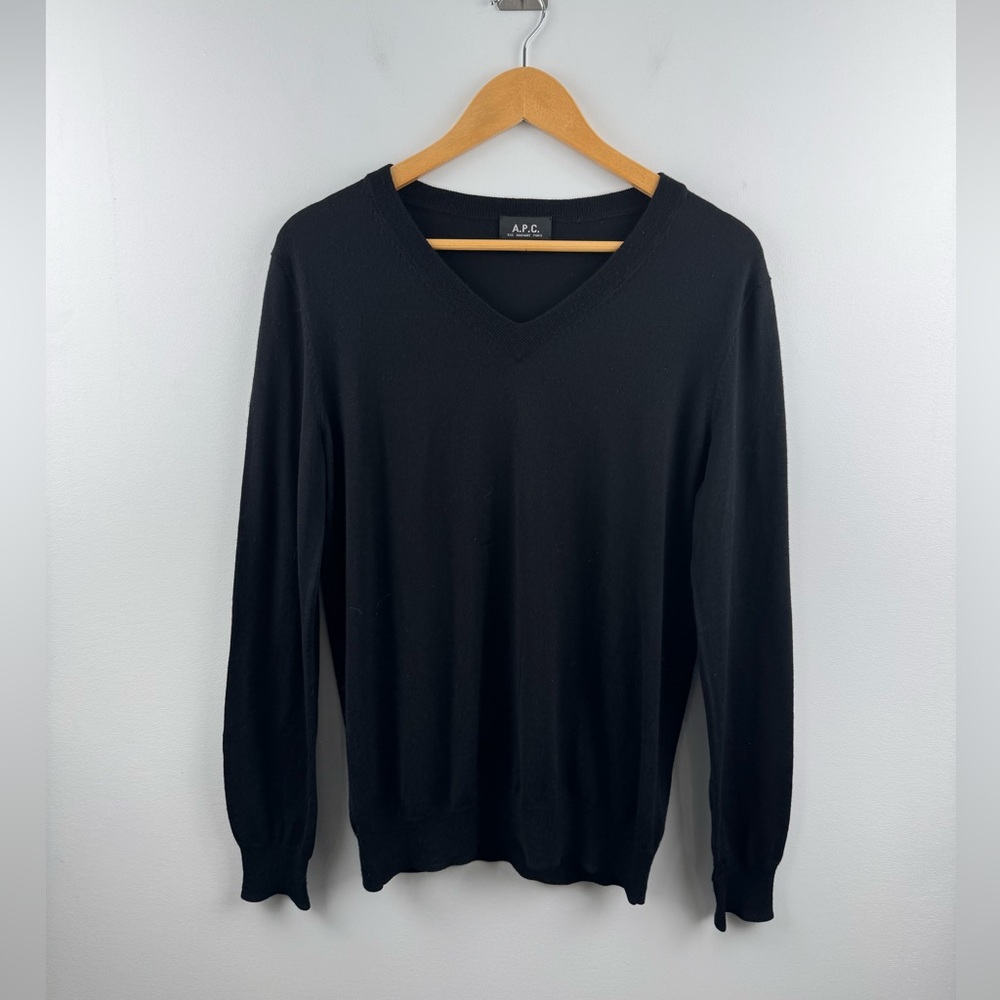 A.P.C. Men Black Wool V Neck Sweater Size Small